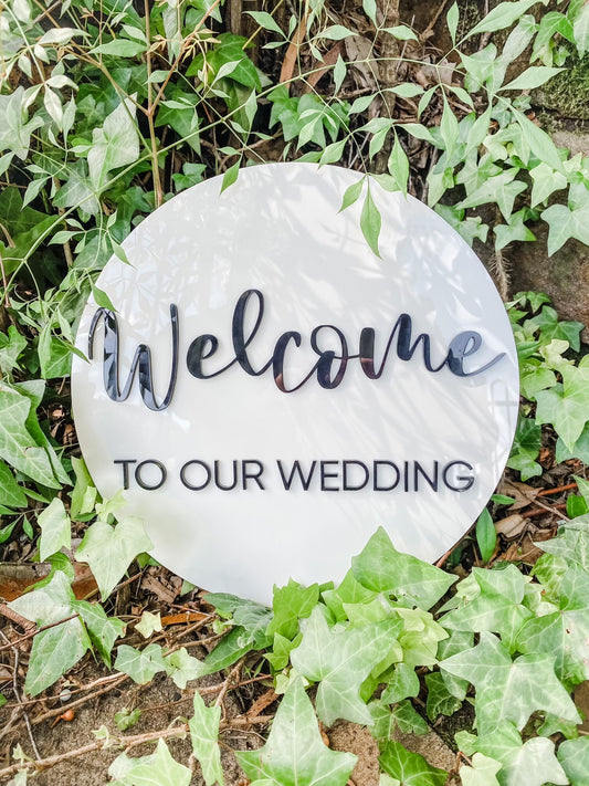 Welcome to our Wedding -round layered