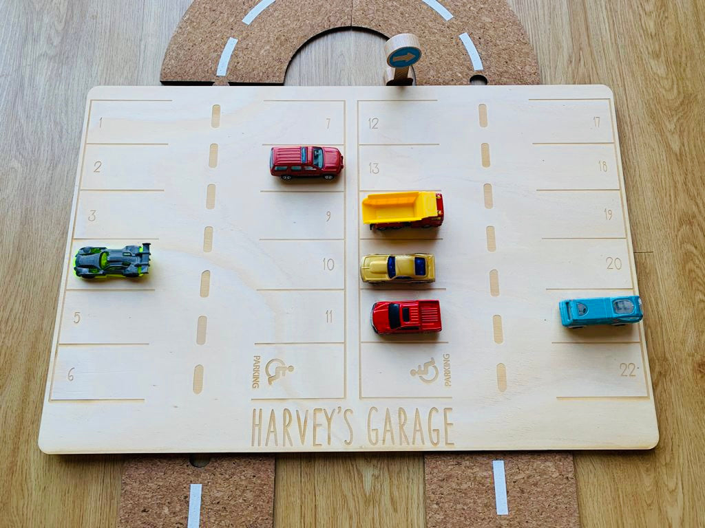 Play - Garage